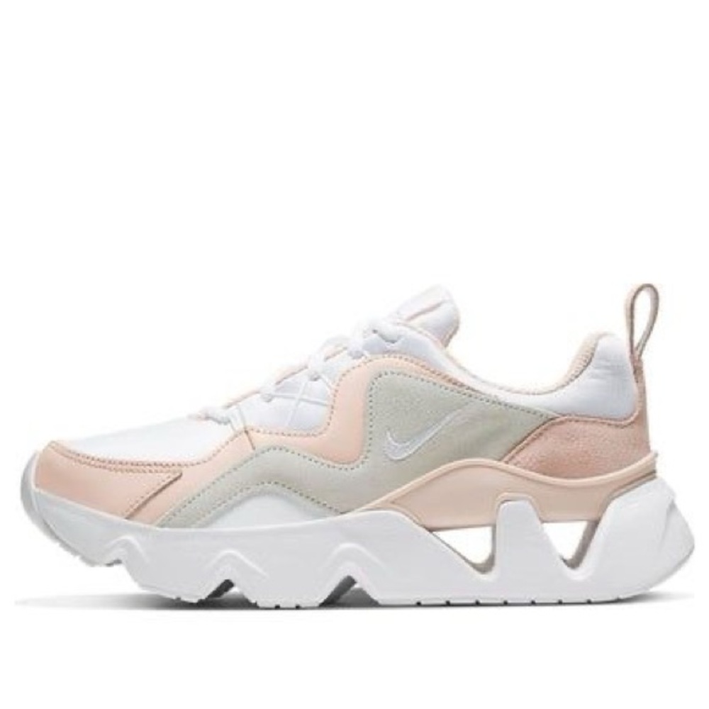 Nike Women's White & Blush Pink Low-Top Chunky Sneakers